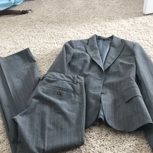 Theory Sz. 4 ladies pant suit